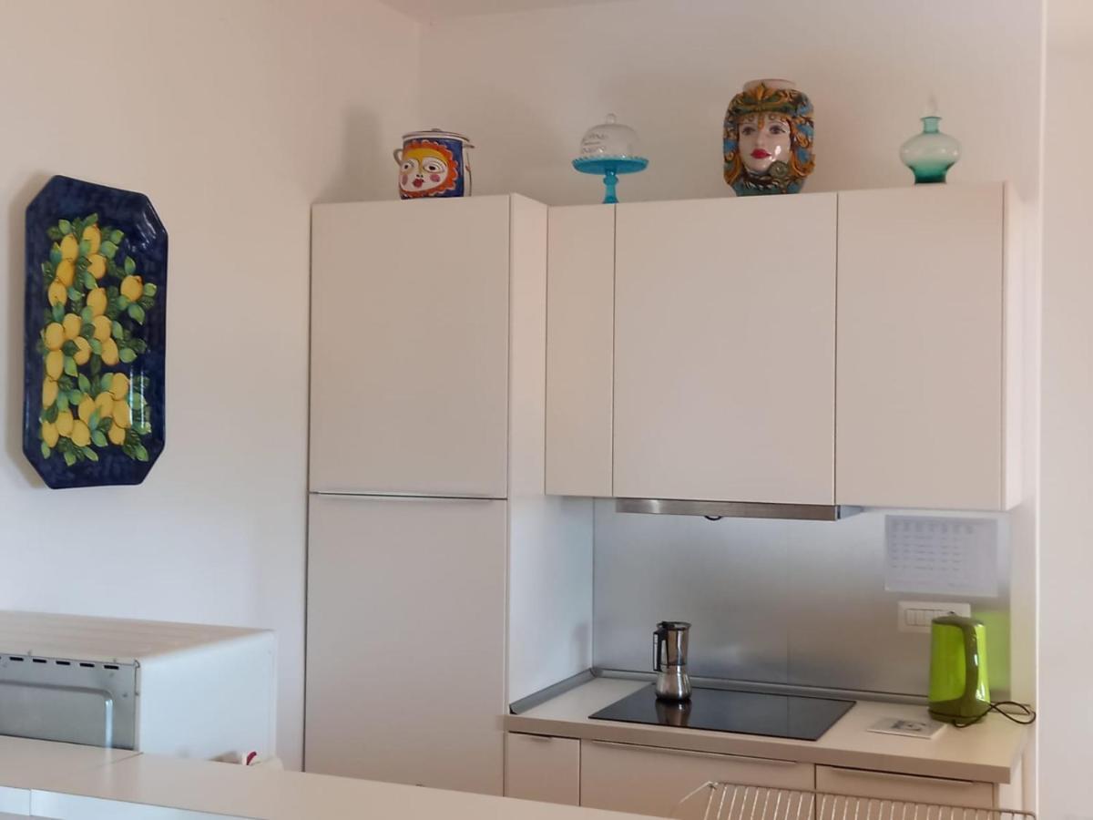 White Lotus Apartment Taormina Dış mekan fotoğraf