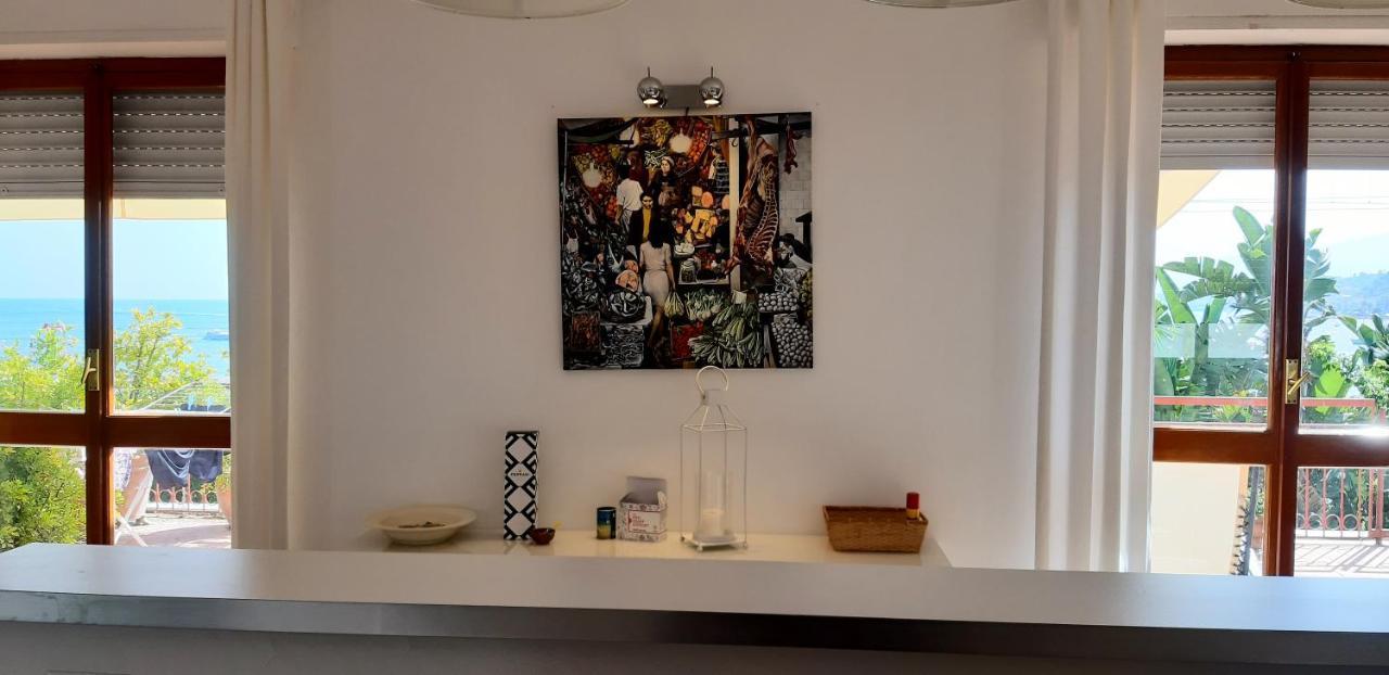 White Lotus Apartment Taormina Dış mekan fotoğraf